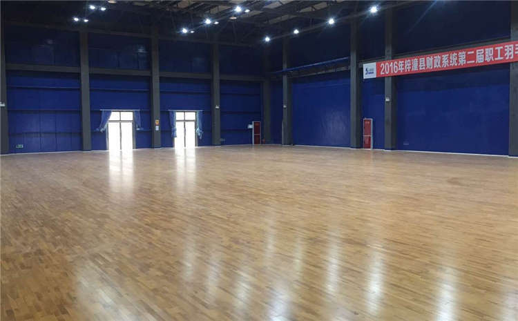 楓木木地板籃球館怎么保養(yǎng)?