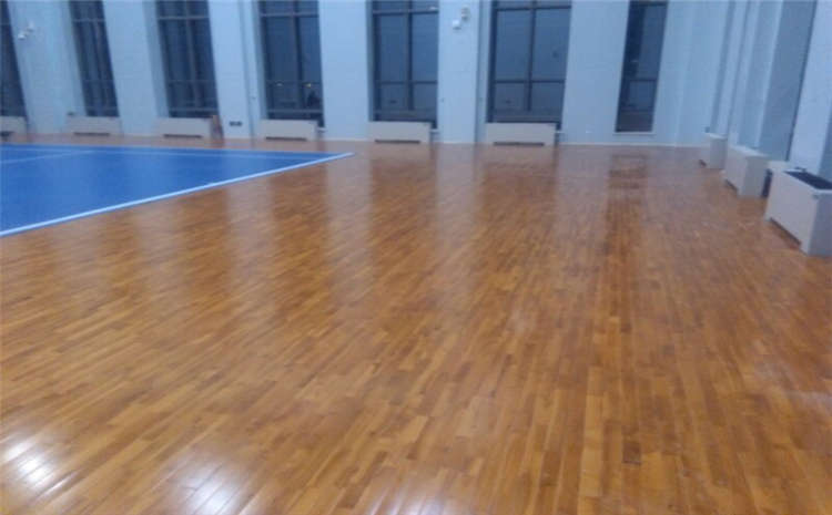 20厚木地板籃球場(chǎng)造價(jià)