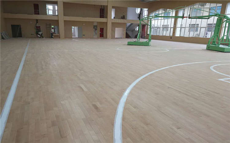 五角楓舞臺運動木地板報價