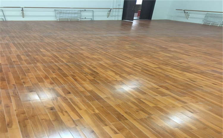 俄勒岡松籃球場(chǎng)木地板市場(chǎng)**表