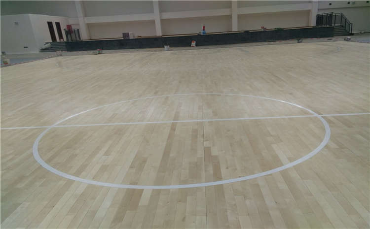 硬木企口籃球場實(shí)木地板品牌廠家