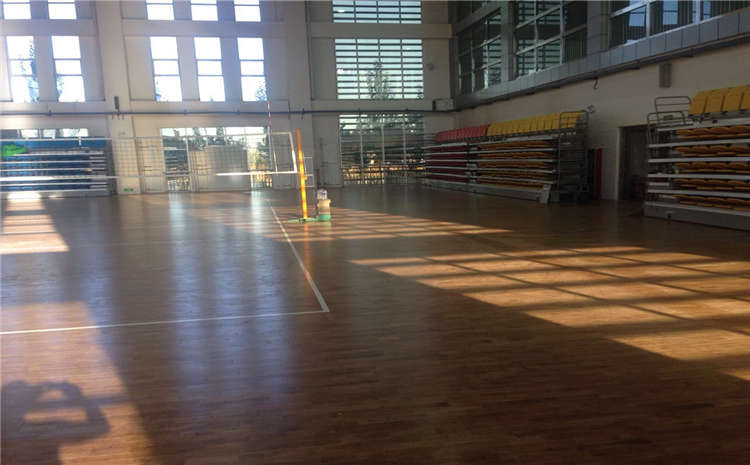 上海室內(nèi)運動木地板施工團隊