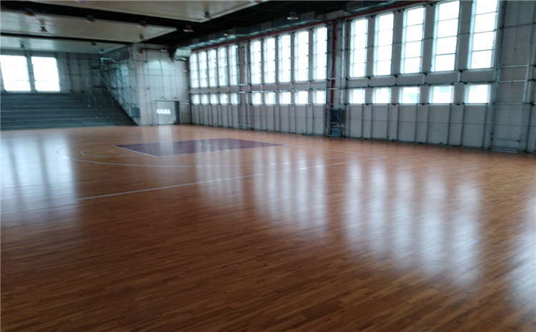 學校籃球館木地板雙層龍骨結構