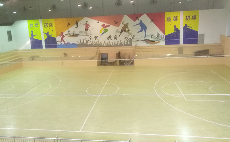 學(xué)校風(fēng)雨操場運動地板市場價格表