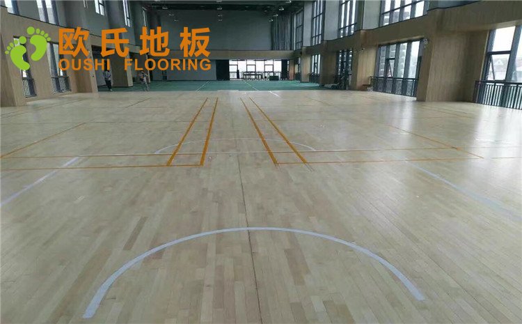 蘇州仁恒公園世紀(jì)會所羽毛球木地板圖片